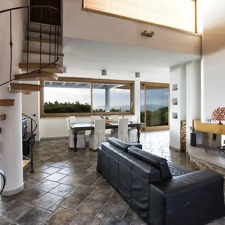 Clicksardinia Paraiba With Private Pool Facing The Sea For 12 People Villa Alghero